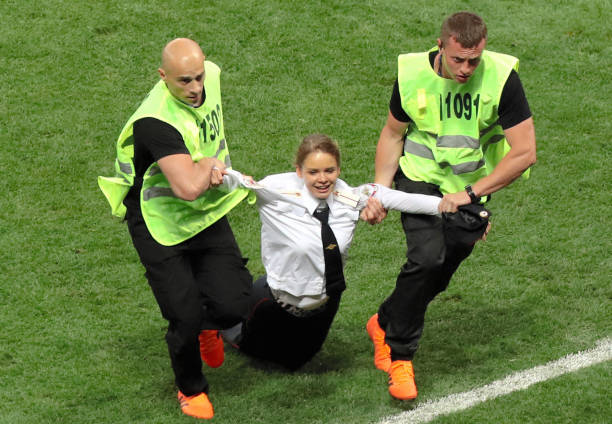 背后的自律 背后的自律