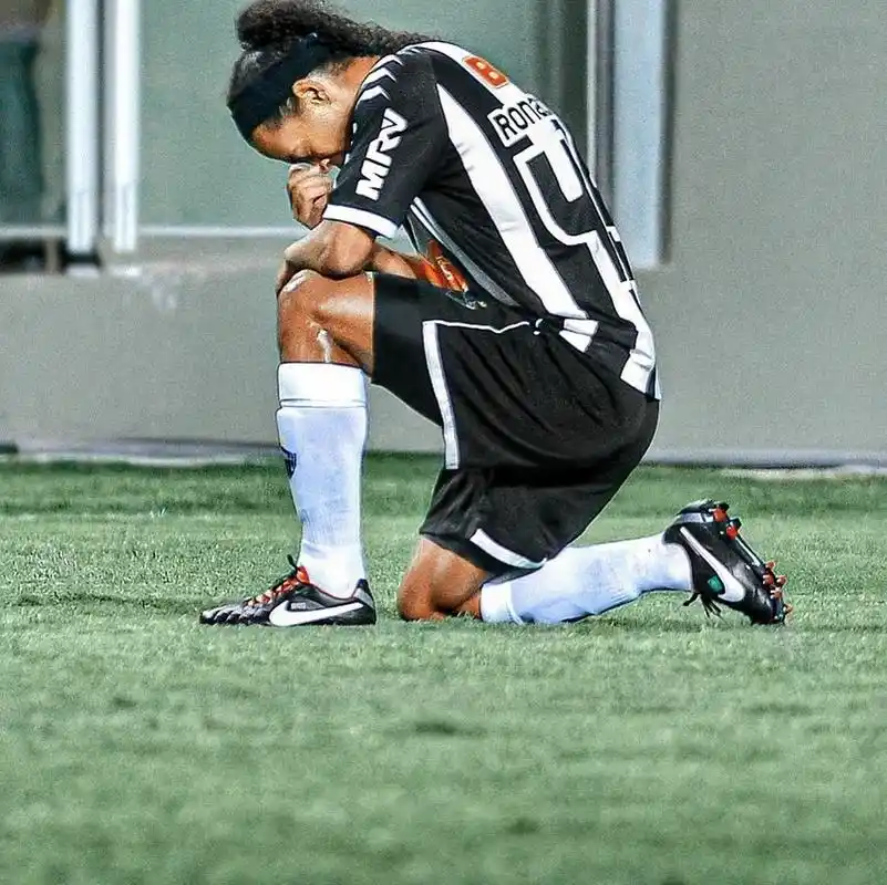 对运动员个 对运动员个