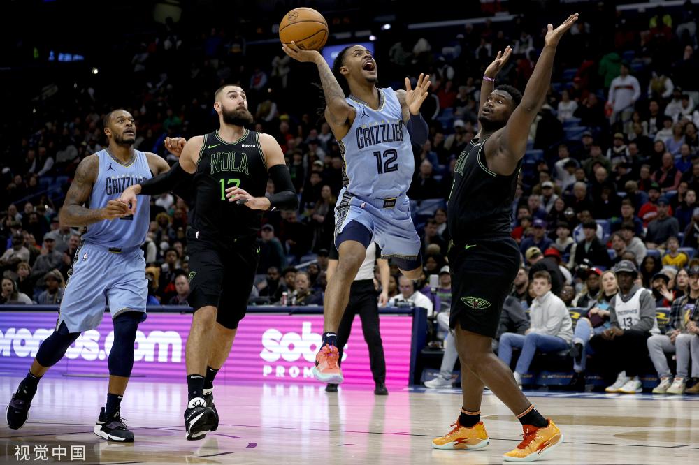 随着罗歆的 随着罗歆的